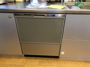 60cm前開き食洗機の取替工事　トーヨーキッチン施工後